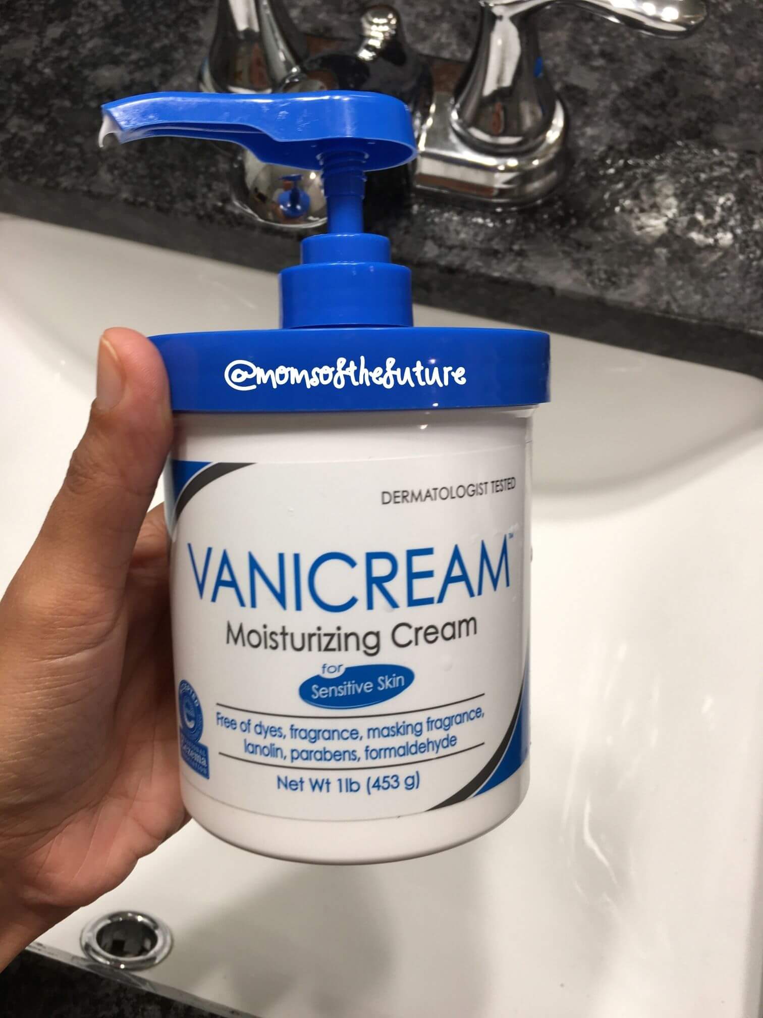 Vanicream Moisturizing Skin Cream with Pump Dispenser - 16 fl oz (1 lb) - Moisturizer Formulated Without Common Irritants for Those with Sensitive Skin