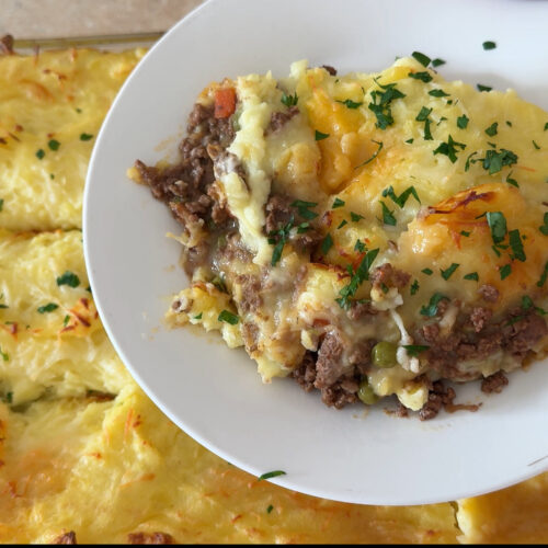 Easy homemade shepherd’s pie for family dinner